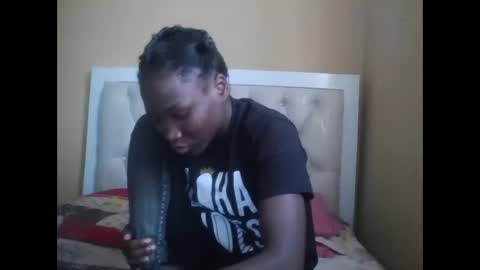 olwami4 online show from 12/16/25, 02:22