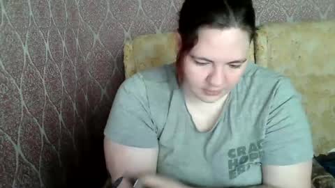 Snapshot of olyaandnetty chatting on 06/12/26, 04:44 OlyaAndNetty online show from 06/12/26, 04:44
