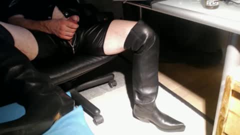 Snapshot of omannc chatting on 03/03/26, 08:15 omannc online show from 03/03/26, 08:15