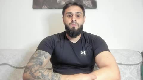 Snapshot of omar_xoxo chatting on 05/11/26, 09:12 Omar online show from 05/11/26, 09:12