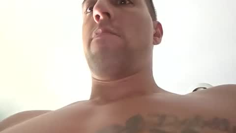 Snapshot of omgitsdon chatting on 07/11/26, 07:27 M4STERD0N - SC online show from 07/11/26, 07:27