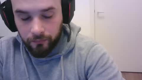 omgwhereim online show from 12/16/25, 08:03