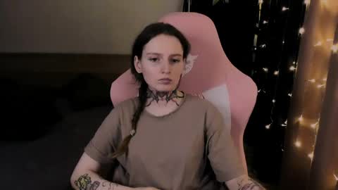 on_yxxx online show from 05/17/26, 07:21
