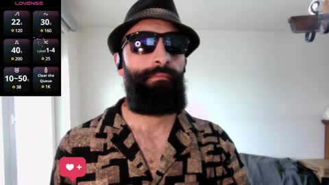 ona nisme online show from 02/12/25, 10:35