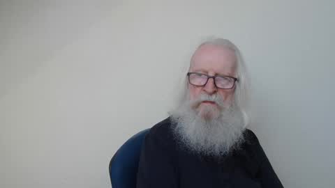 Snapshot of onanister chatting on 05/03/26, 06:52 Somewhere over the rainbow online show from 05/03/26, 06:52