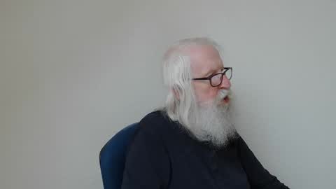 Snapshot of onanister chatting on 05/05/26, 07:05 Somewhere over the rainbow online show from 05/05/26, 07:05
