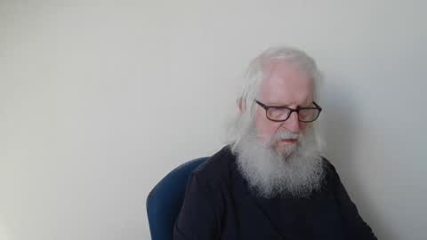 Snapshot of onanister chatting on 05/08/26, 07:25 Somewhere over the rainbow online show from 05/08/26, 07:25