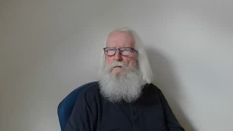 Snapshot of onanister chatting on 05/12/26, 02:25 Somewhere over the rainbow online show from 05/12/26, 02:25