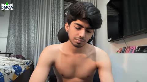 Snapshot of onarch chatting on 02/25/26, 12:59 onarch online show from 02/25/26, 12:59