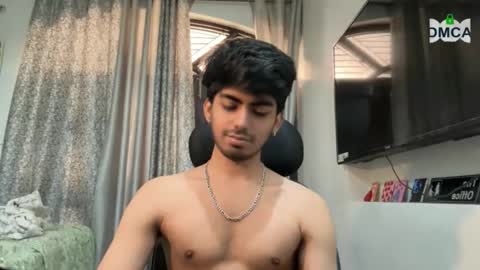 onarch online show from 04/15/26, 06:42