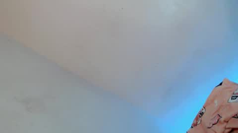 Snapshot of one_sweet_day18 chatting on 02/10/25, 04:30 jessy online show from 02/10/25, 04:30