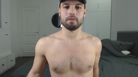 onebestlover online show from 02/26/25, 02:57