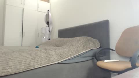 onebestlover online show from 02/05/26, 12:32