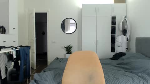 onebestlover online show from 02/25/26, 12:26