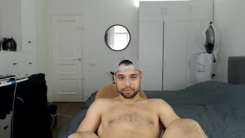 onebestlover online show from 02/28/26, 08:37