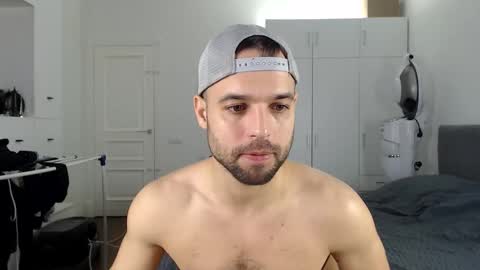 onebestlover online show from 03/01/26, 07:54