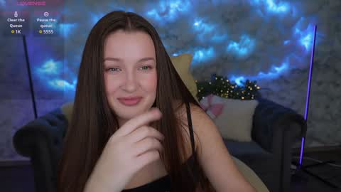 L A Y A online show from 02/05/25, 08:25