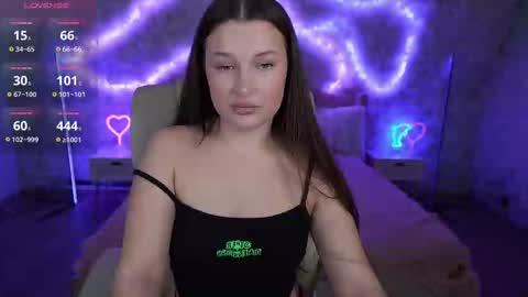 L A Y A online show from 03/08/25, 11:18