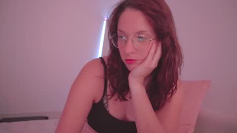 Ariel online show from 02/27/26, 10:43