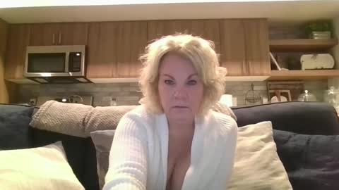 couple mature milf bigboobs curvy mommydaddy online show from 01/26/25, 04:20
