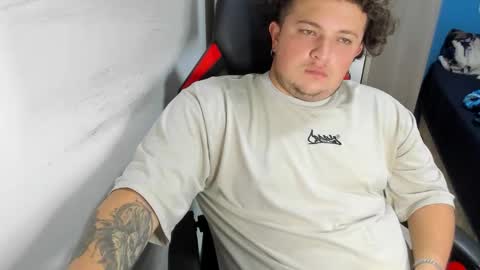 Andres INDEPENDENT MODEL online show from 12/02/25, 04:29