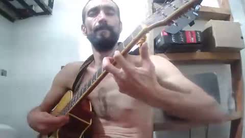 Giorgeo  Armani online show from 01/10/25, 04:54