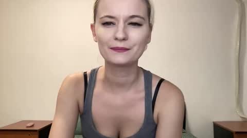 Onika online show from 09/29/25, 10:03