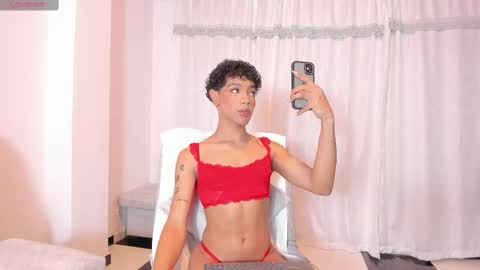 Snapshot of onika_minnaj chatting on 02/18/25, 03:21 Andy online show from 02/18/25, 03:21
