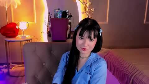 Mina online show from 02/18/26, 08:38