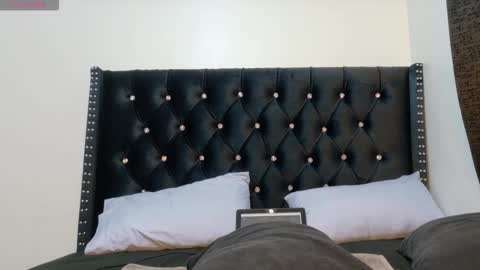 Bestie online show from 11/28/25, 06:38