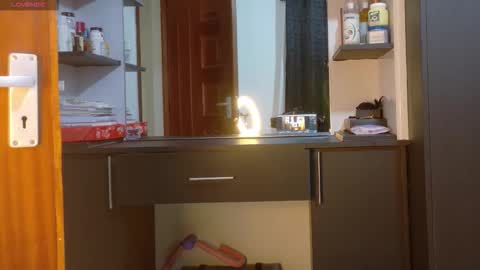 Bestie online show from 01/19/26, 08:07