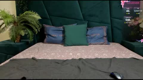 Erick  online show from 02/23/25, 01:02