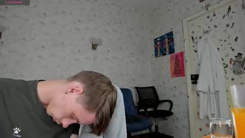 Erick  online show from 05/25/26, 05:08