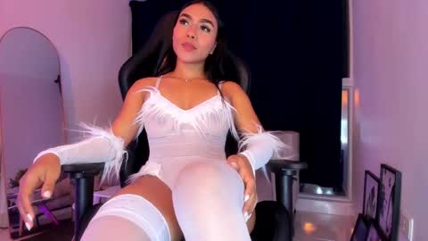 misssaray official online show from 11/04/25, 11:59