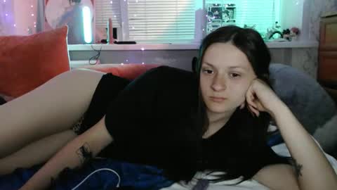 Snapshot of only_ubutterfly chatting on 05/04/26, 06:59 Amalia online show from 05/04/26, 06:59