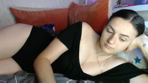 Snapshot of only_ubutterfly chatting on 05/31/26, 06:09 Amalia online show from 05/31/26, 06:09