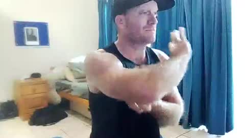 For me to know online show from 09/26/25, 04:05