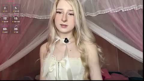 Snapshot of onlyeva1 chatting on 07/29/26, 10:35 Eva online show from 07/29/26, 10:35