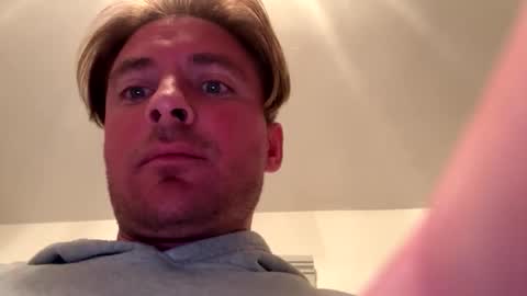 onlyloveyoutwice2016 online show from 04/21/26, 07:50