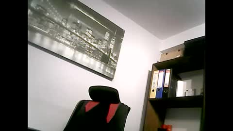 Snapshot of onlyprivate_m35 chatting on 11/25/25, 10:26 onlyprivate m35 online show from 11/25/25, 10:26