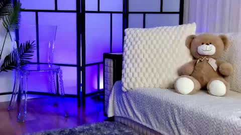 Xandra online show from 11/24/25, 05:51