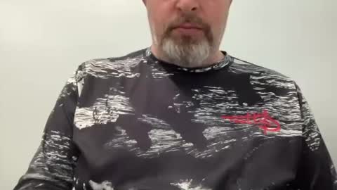 Snapshot of onthedlhere chatting on 02/18/25, 02:27 onthedlhere online show from 02/18/25, 02:27