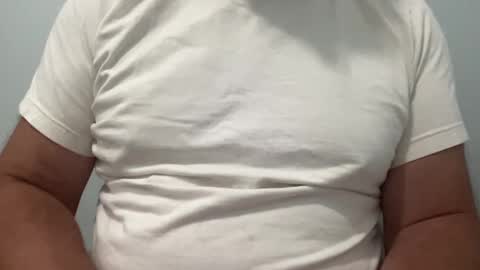 Snapshot of onthedlhere chatting on 09/18/25, 02:30 onthedlhere online show from 09/18/25, 02:30