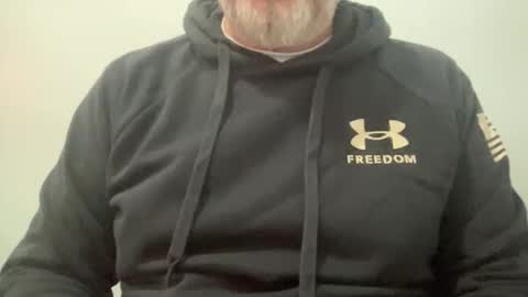 Snapshot of onthedlhere chatting on 11/18/25, 07:51 onthedlhere online show from 11/18/25, 07:51