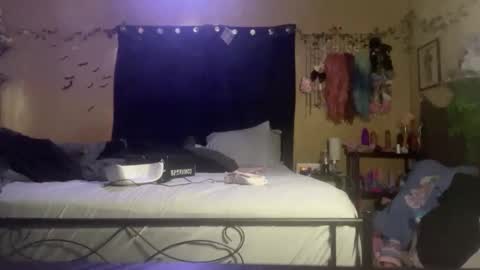 Snapshot of onyx_the_pupstar chatting on 09/23/25, 07:17 Onyx online show from 09/23/25, 07:17