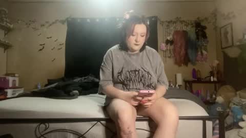 Snapshot of onyx_the_pupstar chatting on 09/28/25, 10:48 Onyx online show from 09/28/25, 10:48