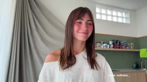 Helen online show from 06/05/26, 10:48