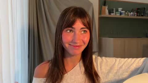 Snapshot of oofbabe__ chatting on 06/30/26, 10:22 Helen online show from 06/30/26, 10:22