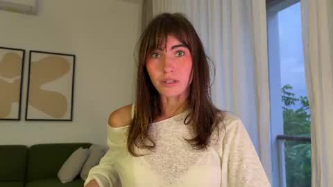 Snapshot of oofbabe__ chatting on 07/20/26, 10:23 Helen online show from 07/20/26, 10:23