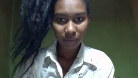 oolyette online show from 10/04/25, 06:44